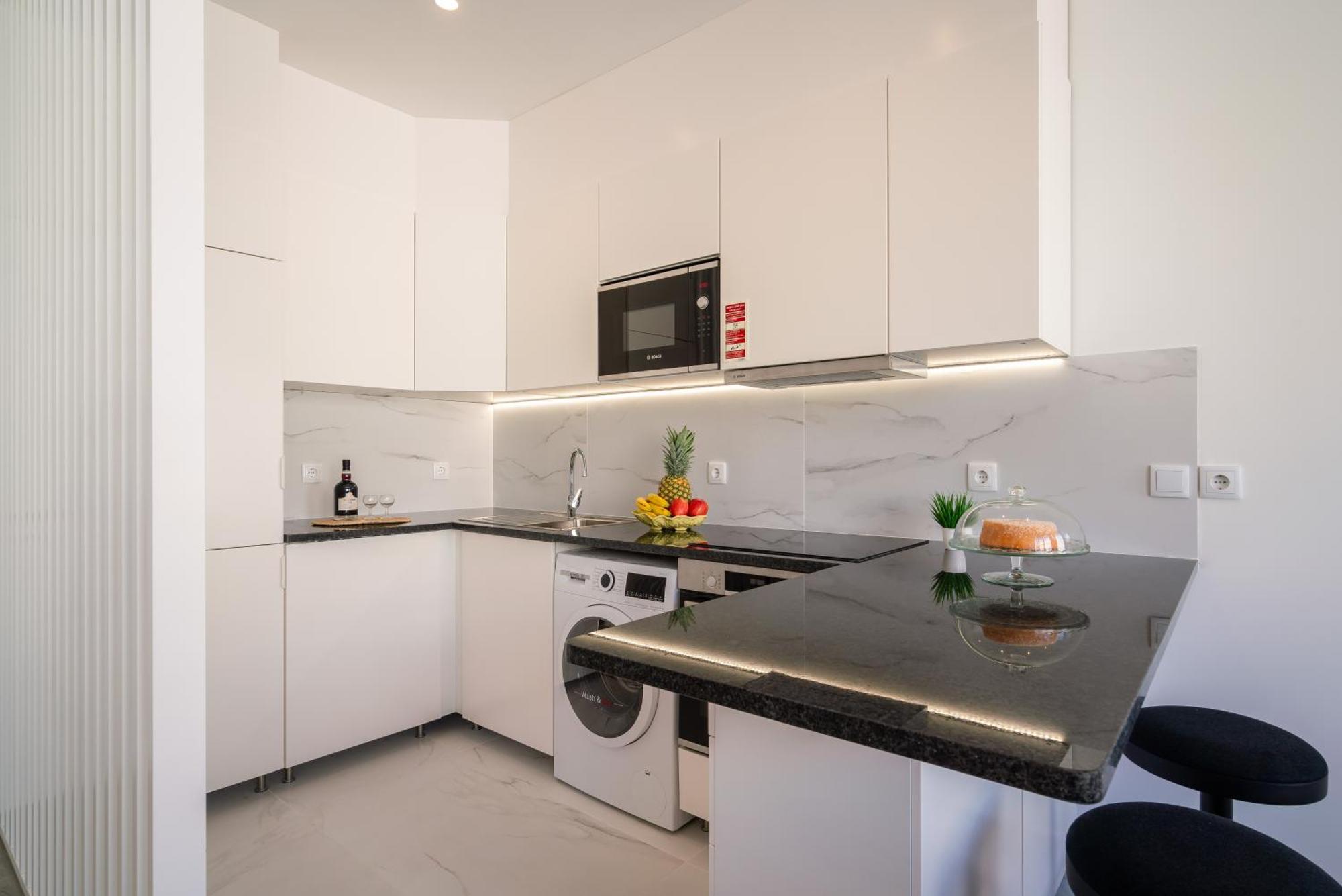Host Wise - Trendy Spacious Flats - Matosinhos Matosinhos  Room photo